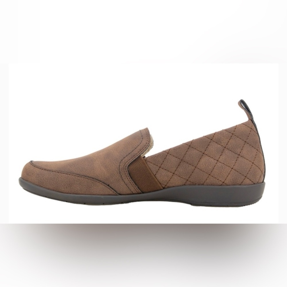 NIB Jsport Women's Lisa Casual Slip On